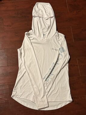 Columbia Brand White Long-Sleeve Hooded Shirt